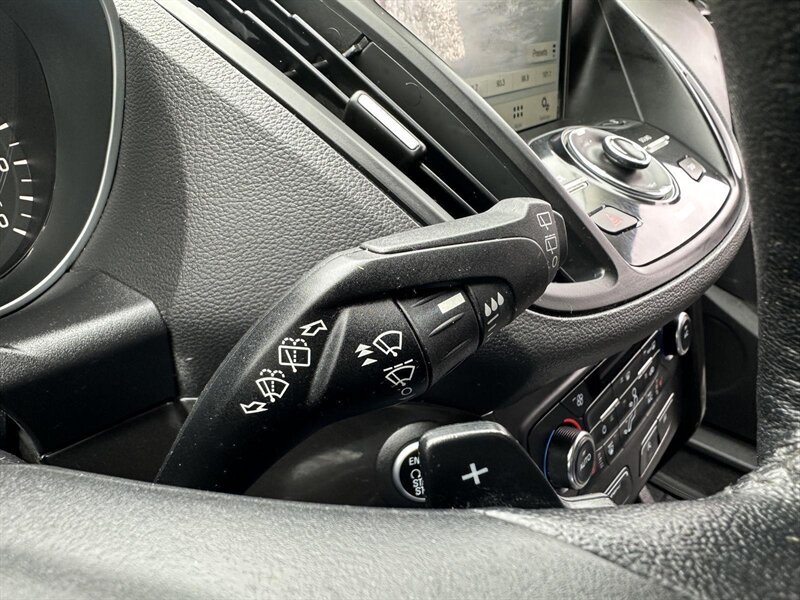 2017 Ford Escape Titanium - Photo 22 - Indianapolis, IN 46234