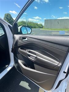2017 Ford Escape Titanium   - Photo 14 - Indianapolis, IN 46234