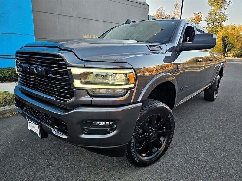 2022 RAM 2500 Laramie Night Edition Mega Cab 4WD Diesel - Photo 8 - Eugene, OR 97403