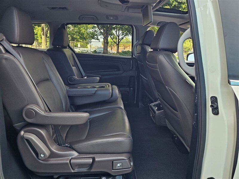 2019 Honda Odyssey Touring Van - Photo 28 - Eugene, OR 97403
