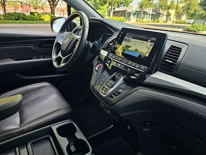 2019 Honda Odyssey Touring Van - Photo 20 - Eugene, OR 97403