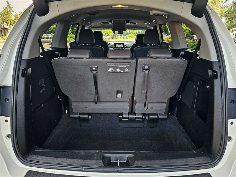2019 Honda Odyssey Touring Van - Photo 7 - Eugene, OR 97403