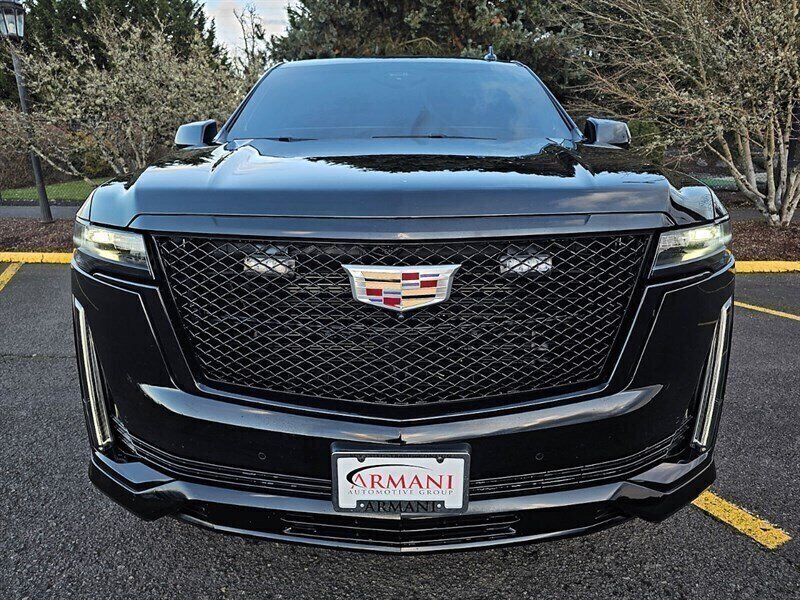 2023 Cadillac Escalade ESV Sport Platinum Bulletproofed by Exec Armor - Photo 13 - Eugene, OR 97403