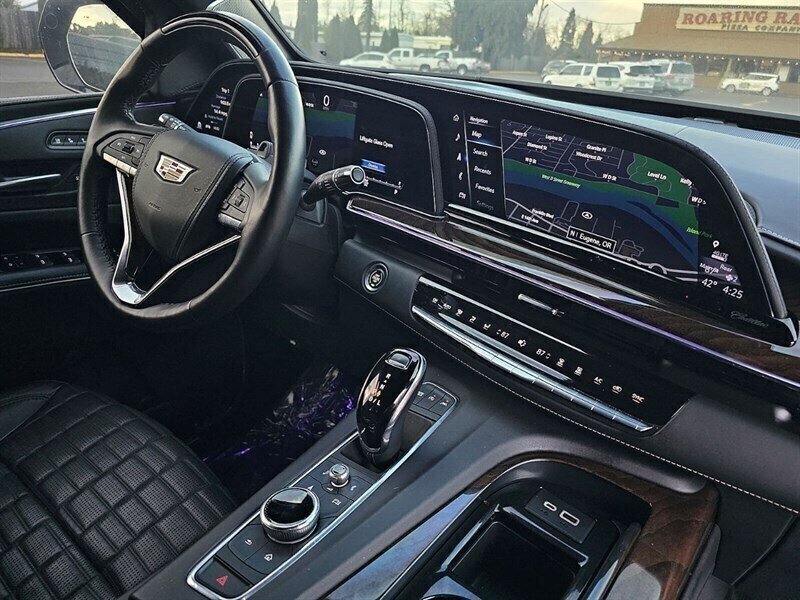 2023 Cadillac Escalade ESV Sport Platinum Bulletproofed by Exec Armor - Photo 23 - Eugene, OR 97403