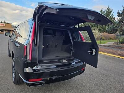 2023 Cadillac Escalade ESV Sport Platinum Bulletproofed by Exec Armor - Photo 7 - Eugene, OR 97403