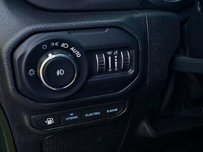 2022 Jeep Wrangler Unlimited Rubicon 4xe Hybrid - Photo 29 - Eugene, OR 97403