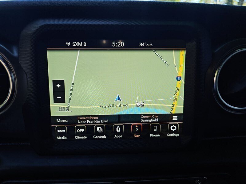 2022 Jeep Wrangler Unlimited Rubicon 4xe Hybrid - Photo 22 - Eugene, OR 97403