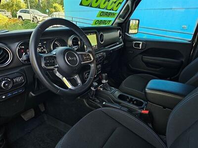 2022 Jeep Wrangler Unlimited Rubicon 4xe Hybrid - Photo 27 - Eugene, OR 97403