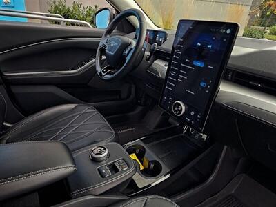 2023 Ford Mustang Mach-E AWD   - Photo 20 - Eugene, OR 97403