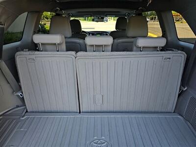 2014 Toyota Highlander Limited AWD - Photo 7 - Eugene, OR 97403