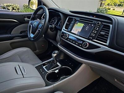 2014 Toyota Highlander Limited AWD - Photo 20 - Eugene, OR 97403