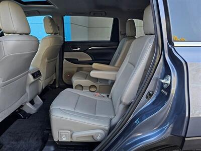 2014 Toyota Highlander Limited AWD - Photo 30 - Eugene, OR 97403