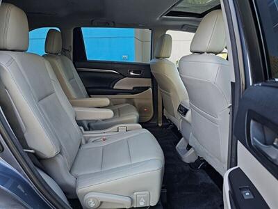 2014 Toyota Highlander Limited AWD - Photo 25 - Eugene, OR 97403