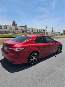 2019 Toyota Camry SE   - Photo 5 - Harlingen, TX 78550