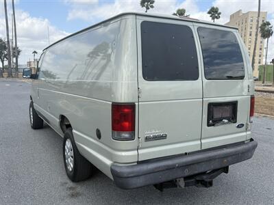 2006 Ford E-350 SD   - Photo 6 - Harlingen, TX 78550