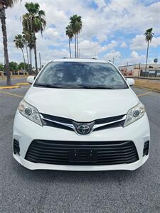 2018 Toyota Sienna LE 7-Passenger Auto Acces   - Photo 2 - Harlingen, TX 78550
