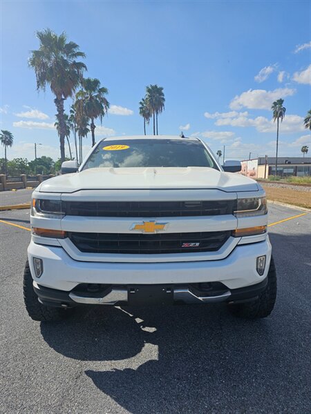 2019 Chevrolet Silverado 1500 LD LT   - Photo 1 - Harlingen, TX 78550