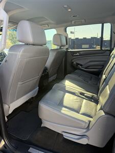 2018 Chevrolet Suburban LT   - Photo 24 - Harlingen, TX 78550