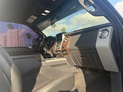 2016 Ford F-250 Super Duty Lariat   - Photo 9 - Harlingen, TX 78550