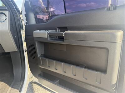 2016 Ford F-250 Super Duty Lariat   - Photo 11 - Harlingen, TX 78550