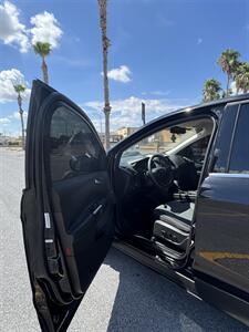 2019 Ford Escape SE   - Photo 3 - Harlingen, TX 78550