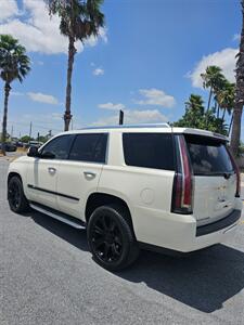 2015 Cadillac Escalade Luxury   - Photo 5 - Harlingen, TX 78550