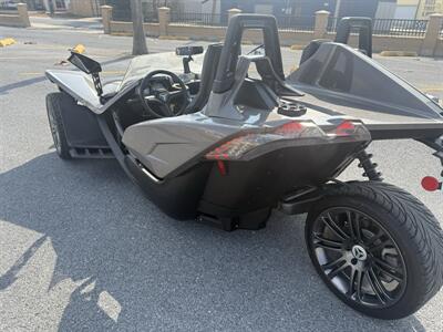 2015 Polaris SLINGSHOT   - Photo 4 - Harlingen, TX 78550