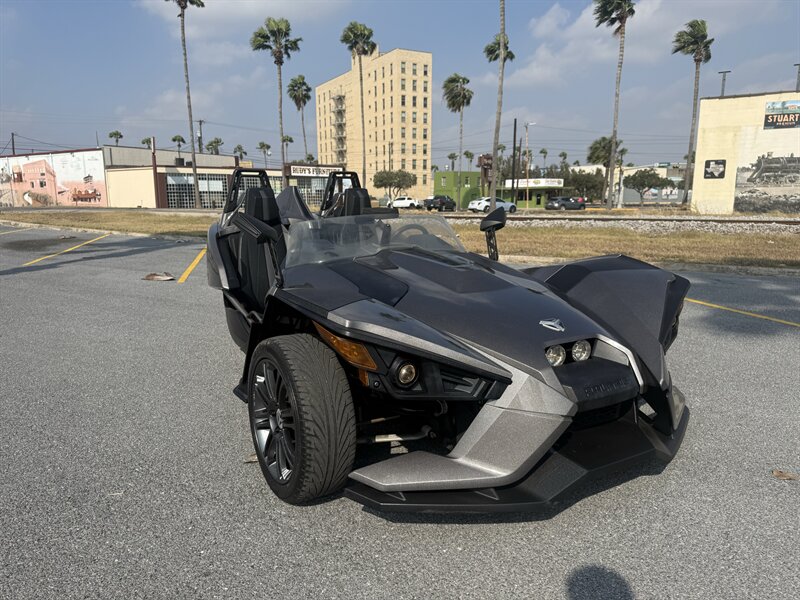 2015 Polaris SLINGSHOT  