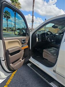 2017 GMC Sierra 1500 SLT   - Photo 5 - Harlingen, TX 78550