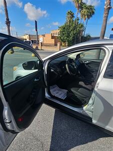 2017 Ford Focus SE   - Photo 7 - Harlingen, TX 78550