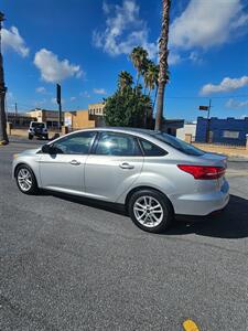 2017 Ford Focus SE   - Photo 6 - Harlingen, TX 78550