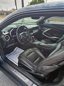 2019 Chevrolet Camaro SS   - Photo 8 - Harlingen, TX 78550