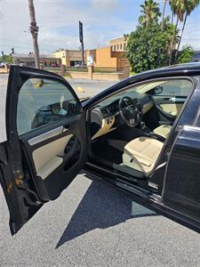 2013 Volkswagen Jetta SE   - Photo 8 - Harlingen, TX 78550