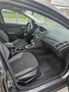 2014 Ford Focus SE   - Photo 4 - Harlingen, TX 78550