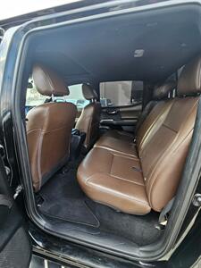2017 Toyota Tacoma Limited   - Photo 7 - Harlingen, TX 78550