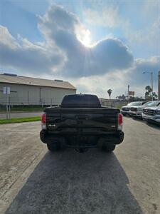 2017 Toyota Tacoma Limited   - Photo 3 - Harlingen, TX 78550