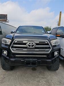 2017 Toyota Tacoma Limited   - Photo 8 - Harlingen, TX 78550