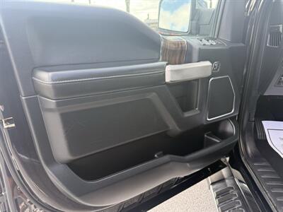 2020 Ford F-150 Lariat   - Photo 13 - Harlingen, TX 78550