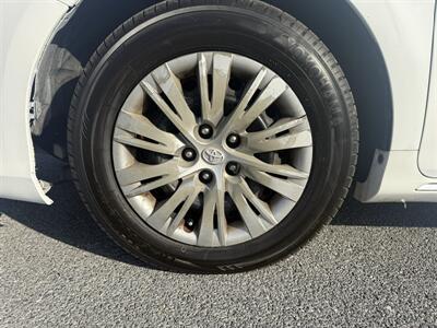 2014 Toyota Camry LE   - Photo 10 - Harlingen, TX 78550