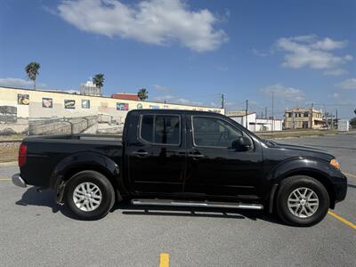 2017 Nissan Frontier SV   - Photo 3 - Harlingen, TX 78550