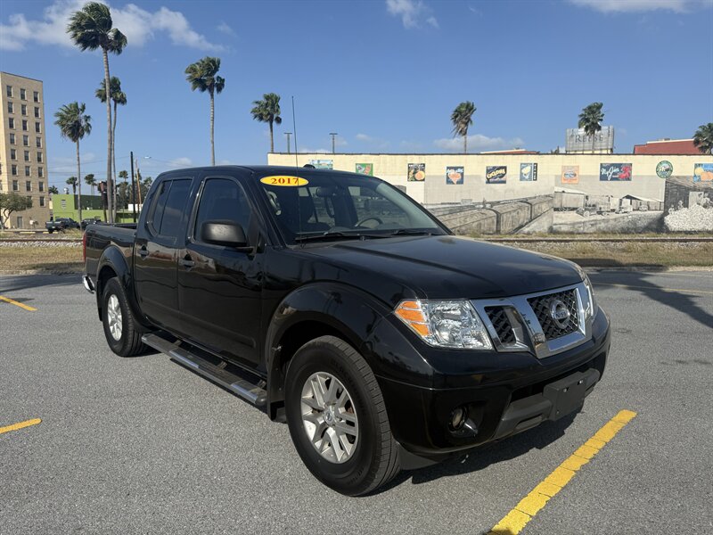 2017 Nissan Frontier SV  