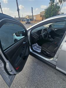 2016 Ford Focus SE   - Photo 7 - Harlingen, TX 78550