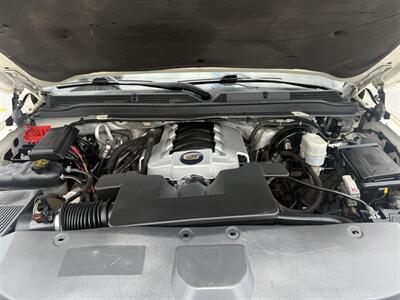 2015 Cadillac Escalade Premium   - Photo 14 - Harlingen, TX 78550