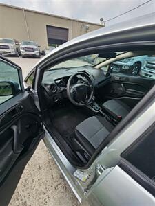 2019 Ford Fiesta S   - Photo 5 - Harlingen, TX 78550