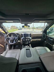 2019 GMC Sierra 1500 SLT   - Photo 8 - Harlingen, TX 78550