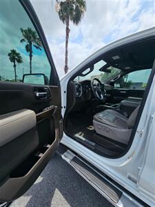 2019 GMC Sierra 1500 SLT   - Photo 6 - Harlingen, TX 78550