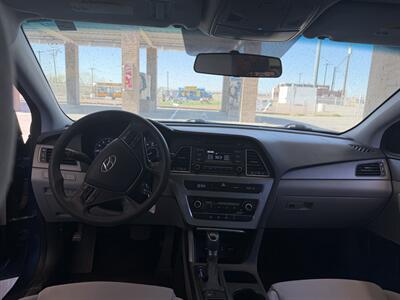 2017 Hyundai SONATA   - Photo 8 - El Paso, TX 79927