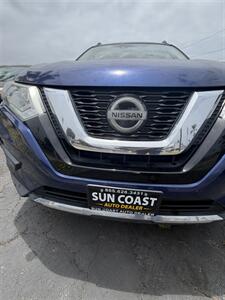 2019 Nissan Rogue sv   - Photo 1 - Ventura, CA 93003