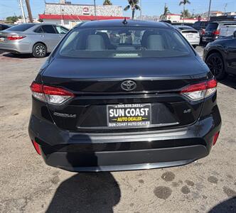 2021 Toyota Corolla LE - Photo 4 - Ventura, CA 93003