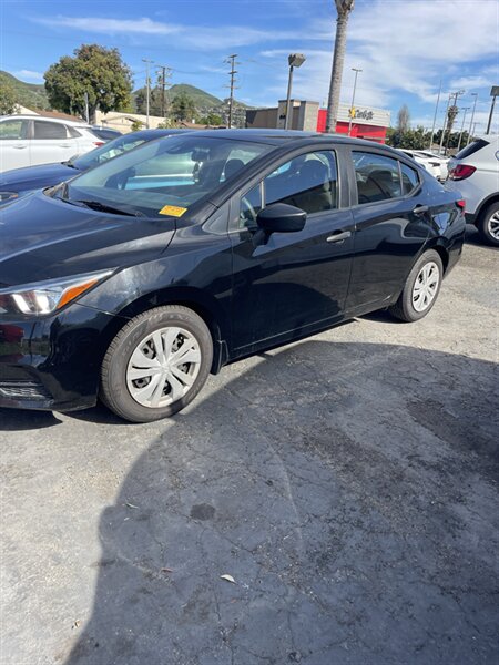 2021 Nissan Versa S   - Photo 1 - Ventura, CA 93003